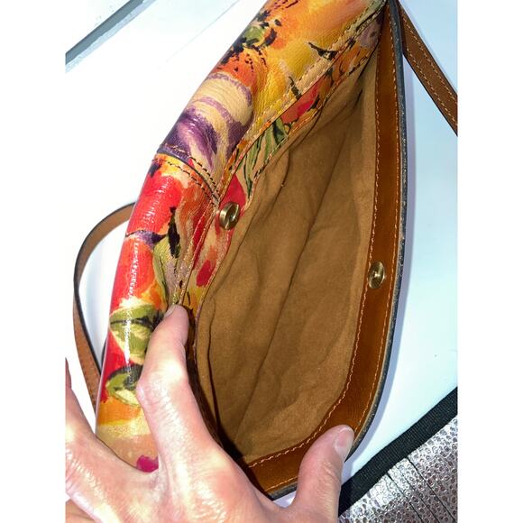 PATRICIA NASH LEATHER MULTI COLOR FLORAL WRITLET CROSSBODY BAG - Picture 7 of 16